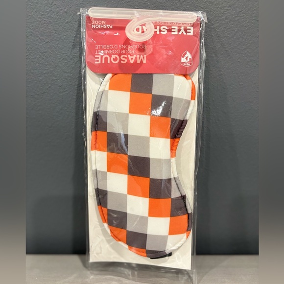 Heys - Orange Check Eye Shade & Ear Plugs Set! - Picture 1 of 1
